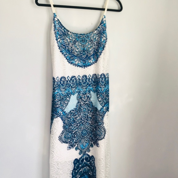 Venus Mandala Blue White Lace Maxi Dress - Picture 2 of 8